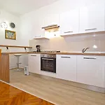 Paulina 1347 Διαμέρισμα Πούλα