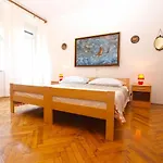 Διαμέρισμα Paulina 1347 *