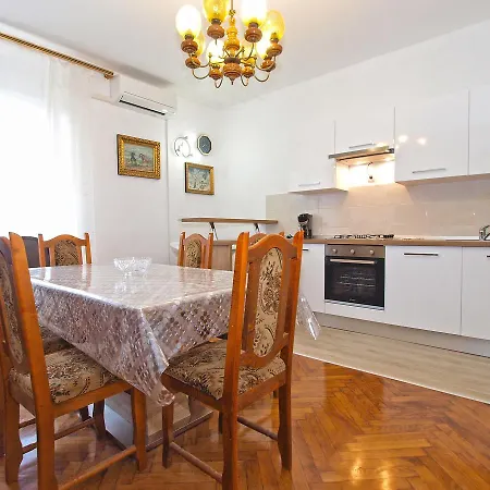 Διαμέρισμα Paulina 1347