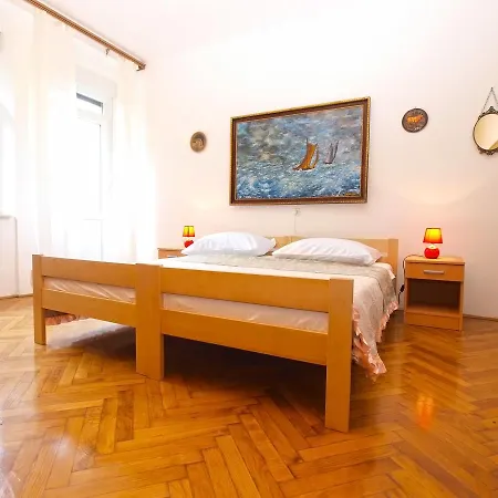 Apartman Paulina 1347 *